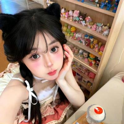 木马上的女人